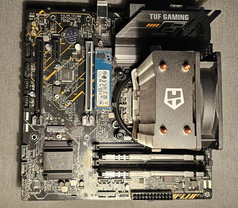PC Gamer ASUS I7 32GB RAM RGB Completo afbeelding 5