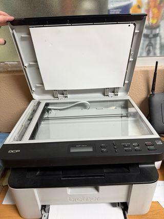 Stampante e scanner multifunzione Brother