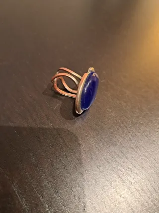 Anillo piedra azul ojo de gato