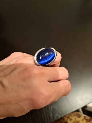 Anillo piedra azul ojo de gato