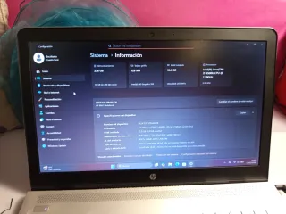 HP Envy i7 6500U 12GB RAM SSD NVMe