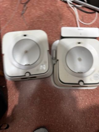 Braava Roomba una funciona y otra es de repuesto.