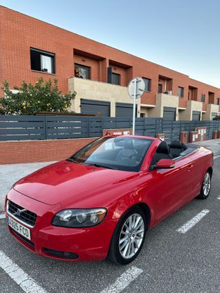 Volvo C70 2006