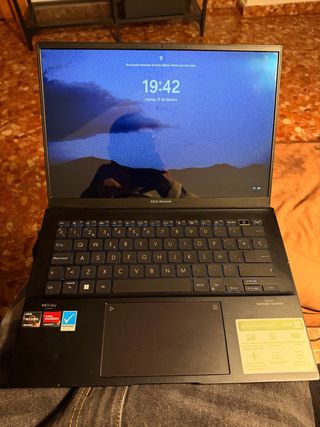 Asus Zenbook 14 OLED Ryzen 5 16GB RAM 512GB SSD