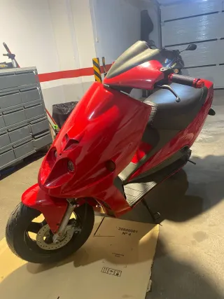 Malaguti Phantom F12 Roja