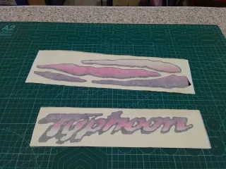 Pegatinas Typhoon y diseño abstracto