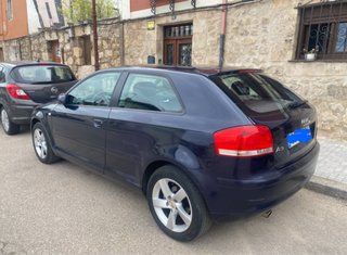 Audi A3 Ambition (gasolina - 2004)