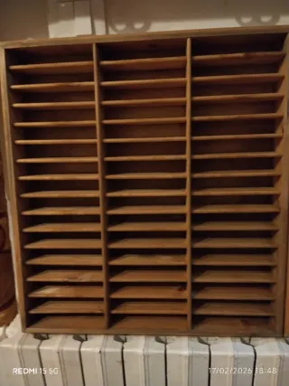 Espositore Vintage per Musicassette