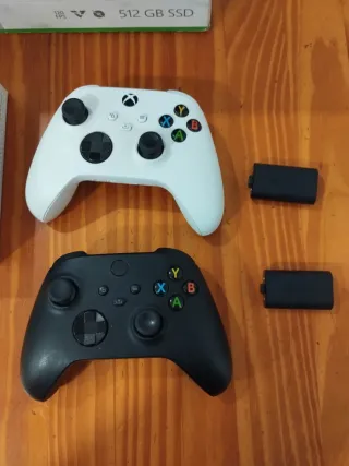 Xbox Series S Consola + 2 Controles y baterías