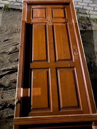 Puerta de entrada madera pino