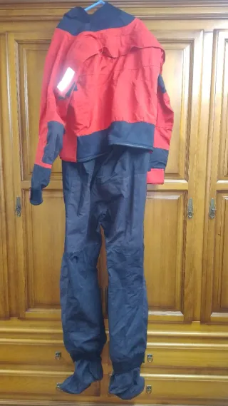 Traje Seco Huracán SB4 TALLA XL