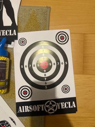 Balines Kalashnikov 6mm 4000 uds + 30 Dianas