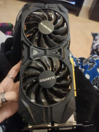 Tarjeta Gráfica Gigabyte GTX 960 4GB Windforce