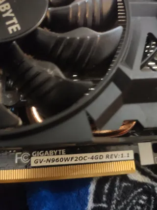 Tarjeta Gráfica Gigabyte GTX 960 4GB Windforce