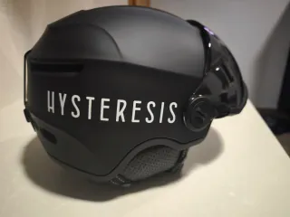 Casco de esquí con visera