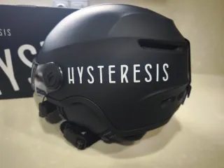 Casco de esquí con visera