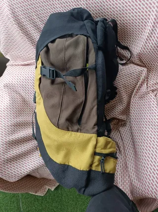 Mochila Montaña Quechua 40L