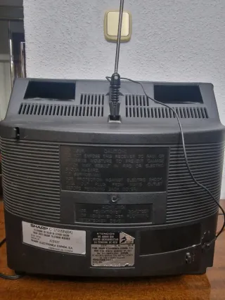 TV Vintage Sharp C-3700SN Años 80