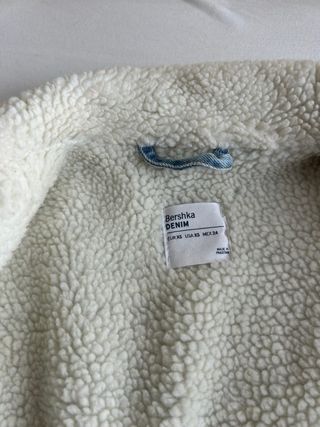 Cazadora vaquera Bershka borreguito oversize XS