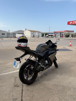 YAMAHA YZF125