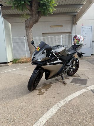 YAMAHA YZF125