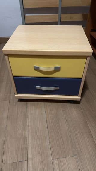 Mesita de noche 2 cajones madera