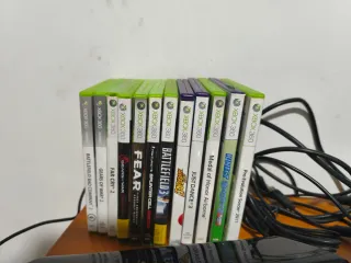 Xbox 360 Nera + Kinect, Comandi e Giochi