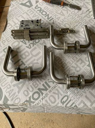 Manillas para puertas con cerradura