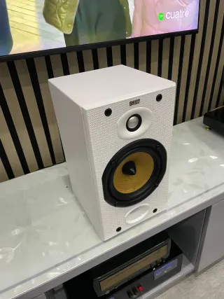 Altavoz B&W DM 601 S2 Blanco
