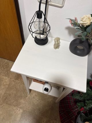Mesita de noche Ikea blanca