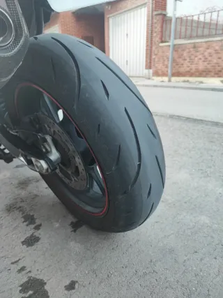 BMW F800R 2019 Impecable