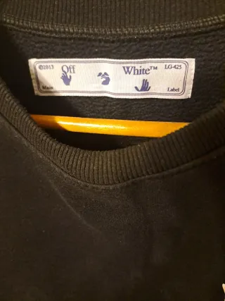 Sudadera Off White Negra Chico. No original.