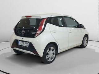 Toyota Aygo x-play