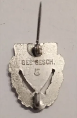 Militaria Pin NSRKB Werhmacht com caixa original