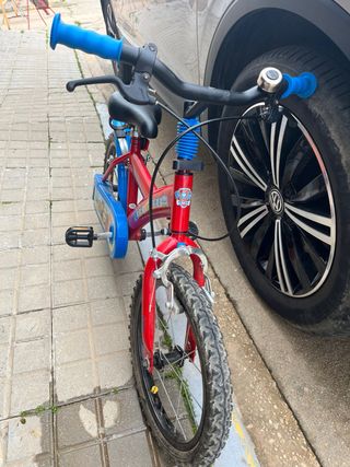 Bicicleta infantil roja Paw Patrol