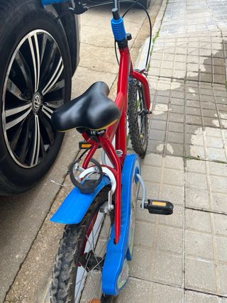 Bicicleta infantil roja Paw Patrol