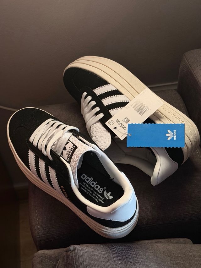 adidas gazelle silver green womens adidas Gazelle Bold Negras y Blancas Mujer HQ6912