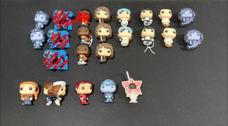 Figuras Stranger Things Kinder Joy