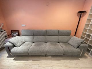 Sofá 4 plazas gris