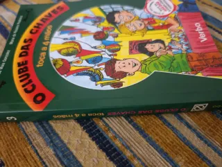 O Clube das Chaves Toca a 4 Mãos
