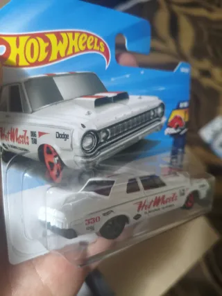 Hot Wheels 1964 Dodge 330