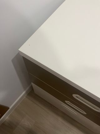 Scrivania giovanile con cassettiera