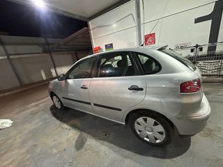 SEAT Ibiza 2005