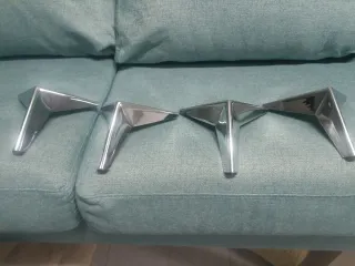 Sofá de 2 plazas en tela color azul verdoso