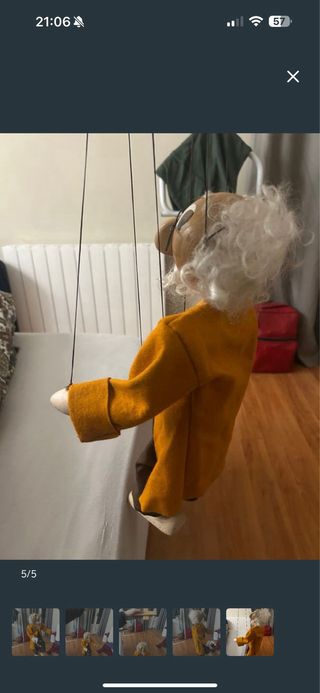 Marioneta artesanal anciano de hilo, hecha a mano.