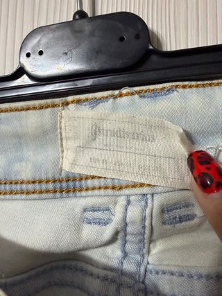Vaqueros desgastados efecto lavado