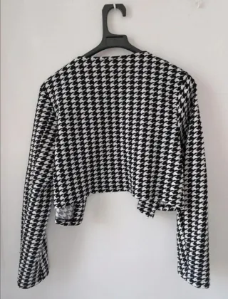 Conjunto traje falda y chaqueta estampado