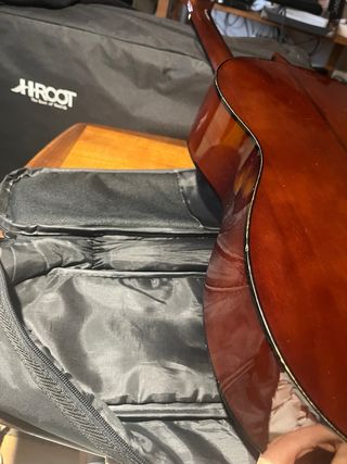 Guitarra Clásica Joven 3/4 (93cm) con funda.