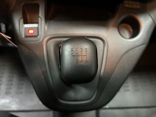 Peugeot Partner Premium