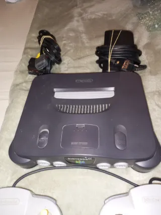 Nintendo 64 + Mario Kart 64 + 2 mandos